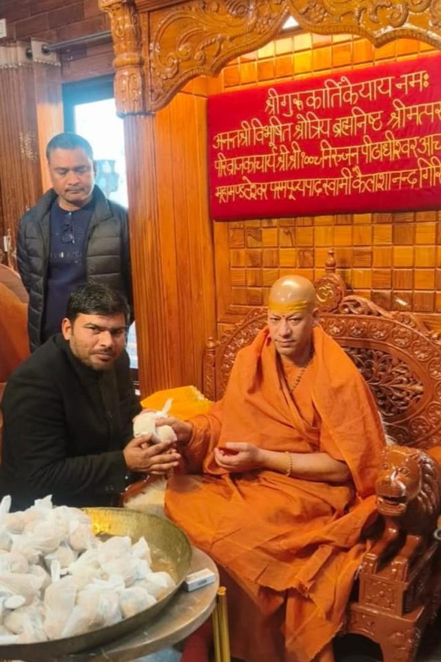 Divya Bharat Seva Trust activity with Advocate Arun Bhardwaj